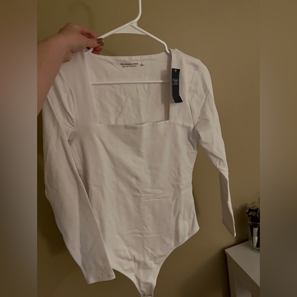 Abercrombie & Finch white, square cut, body suit- never worn